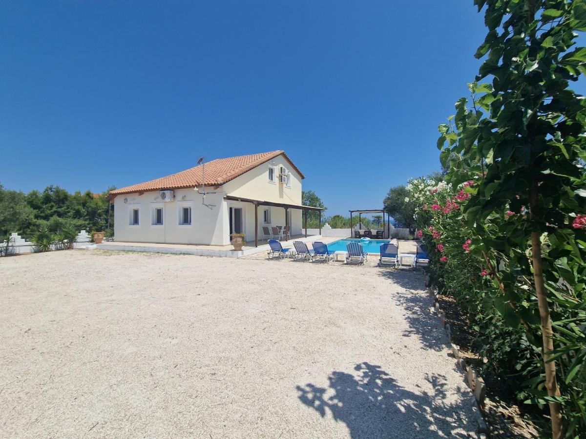 Mari Makris Gialos (Zakynthos)